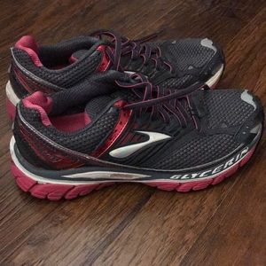 Brooks Glycerin 10 Gray women’s running shoe